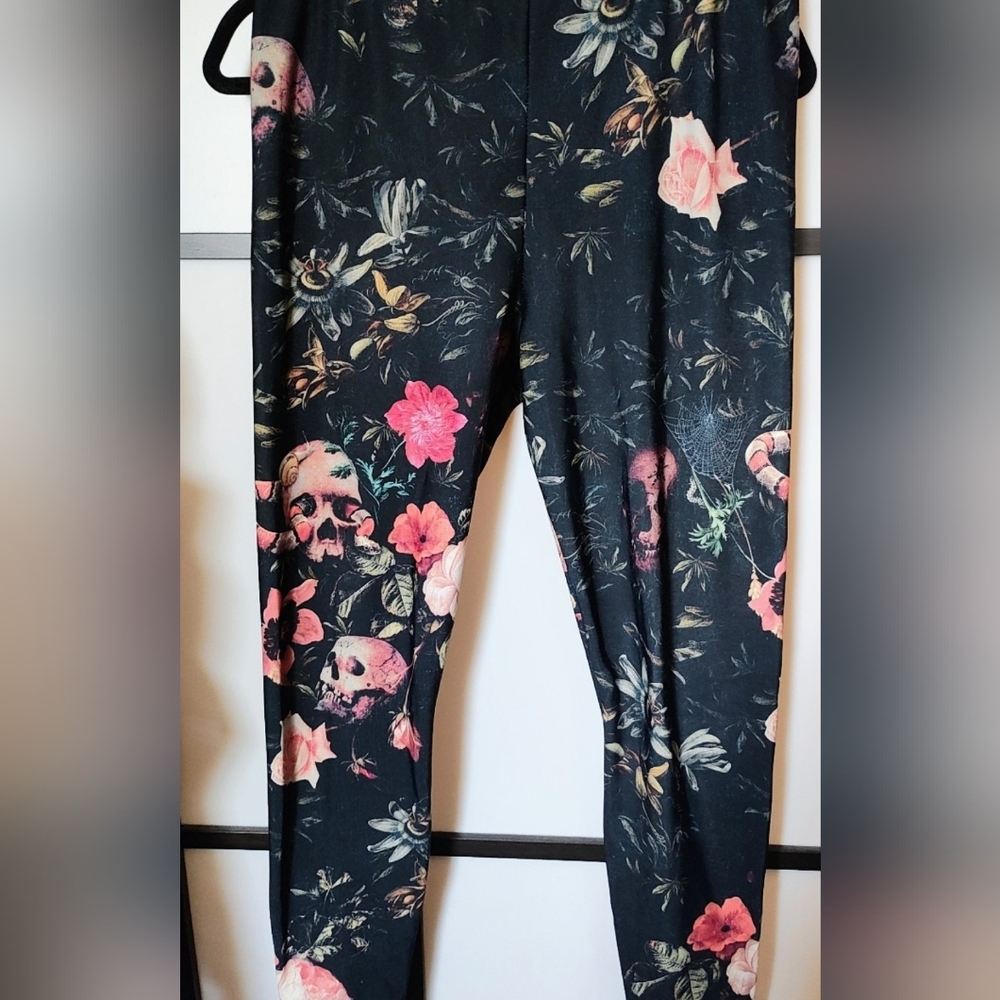 Blackmilk Dark Skull Floral Leggings